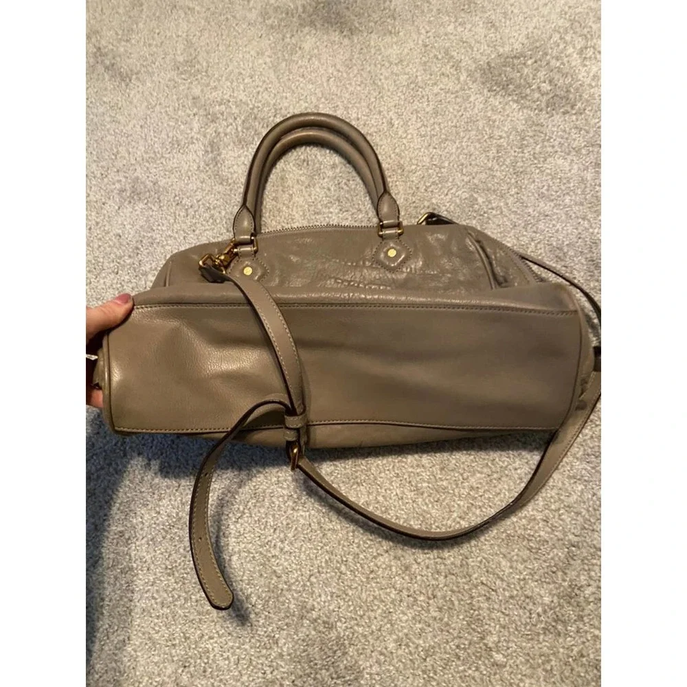 Marc by marc jacobs purse‎ gray